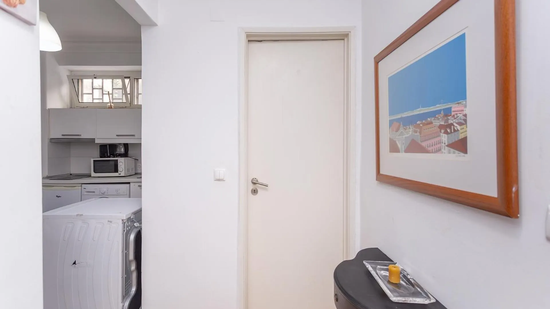 Lisbon Apartment 3