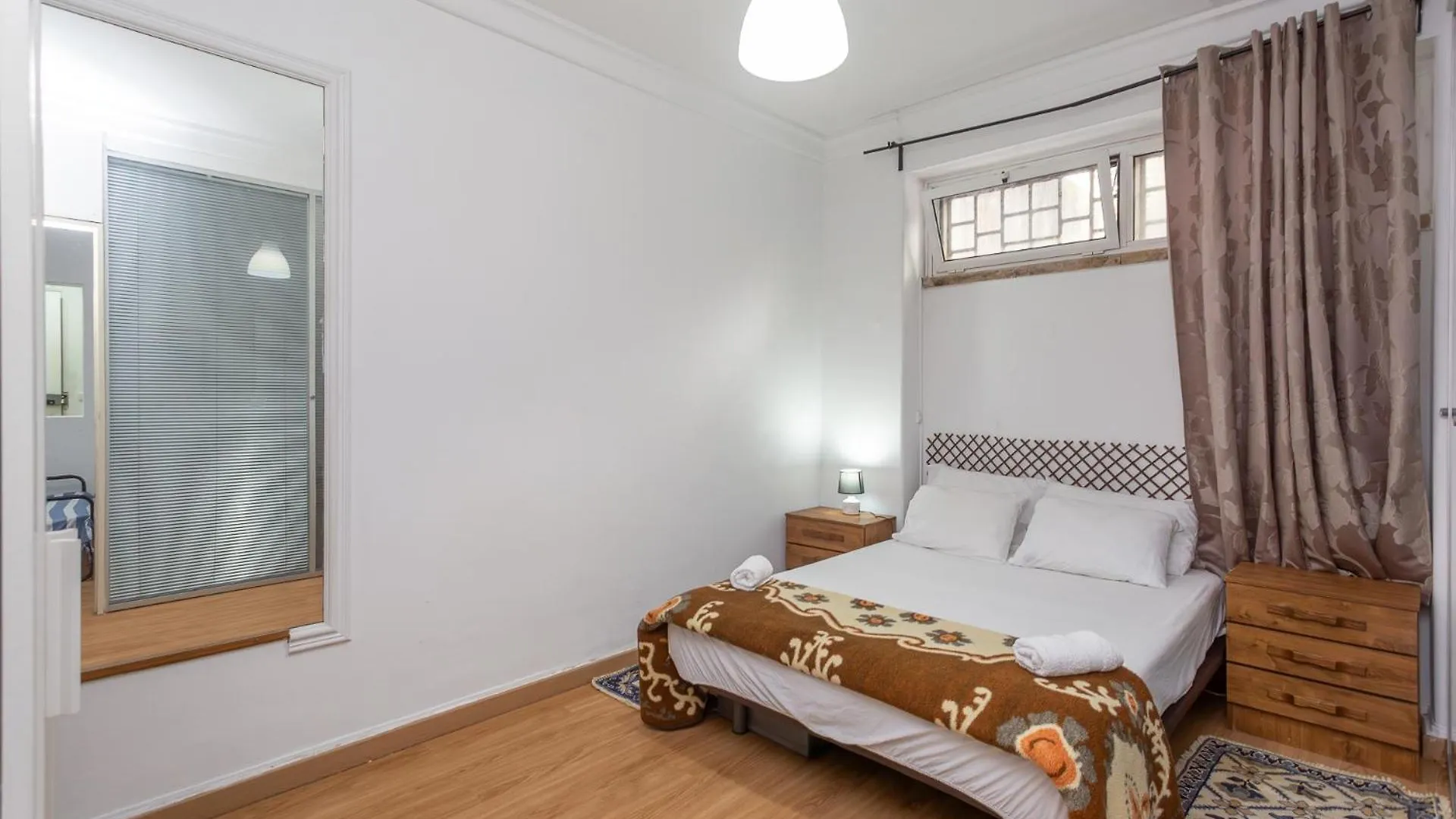 Lisbon Apartment 3